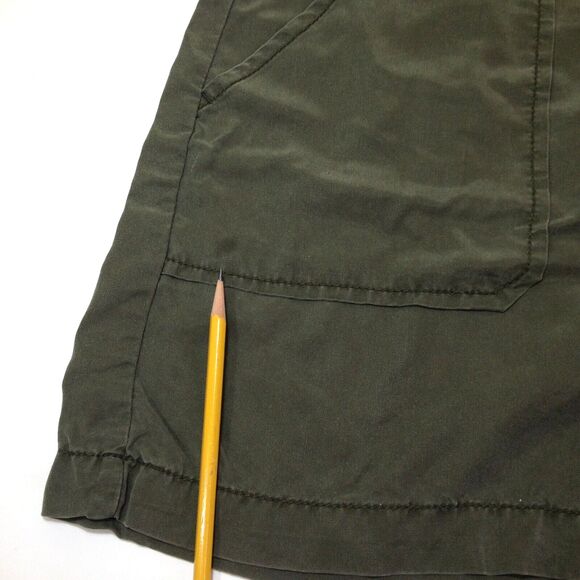 Vintage Womans Liz Claiborne Soft Tencel Brown Shorts Size 12 - Picture 8 of 8